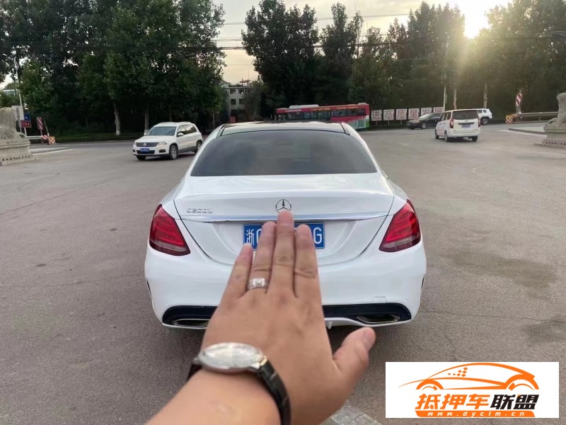  16年奔馳C轎車 