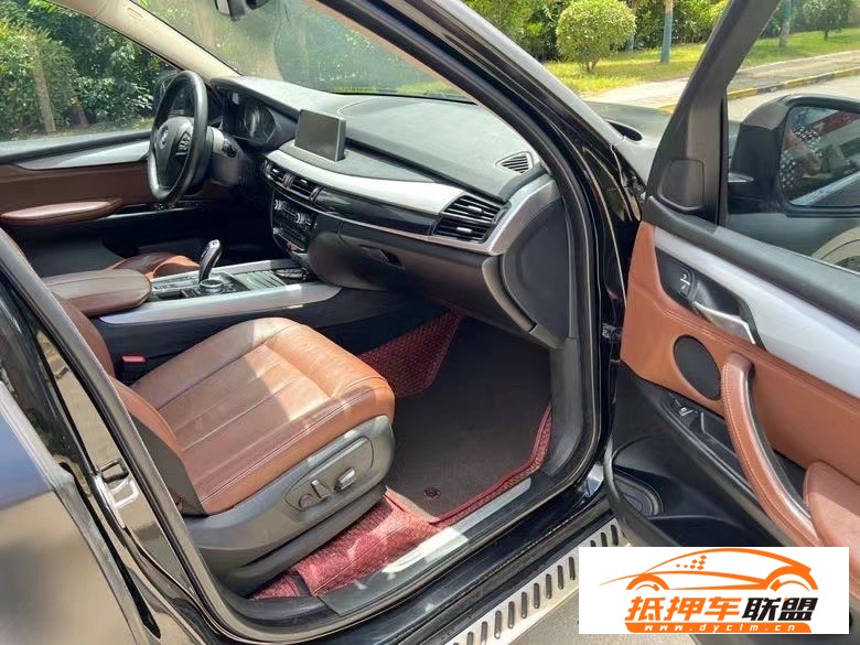  15年寶馬X5轎車 