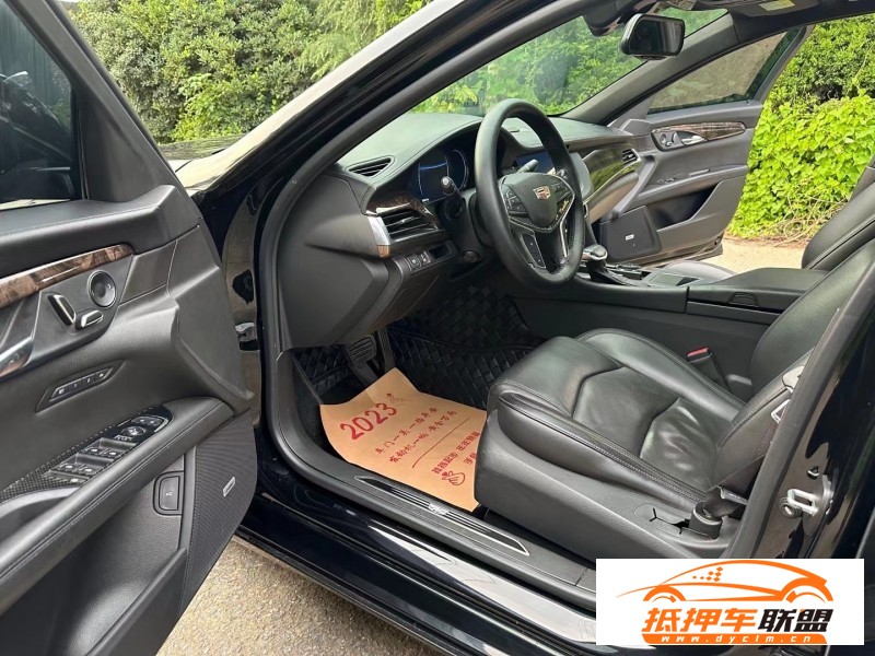  17年凱迪拉克CT6轎車 