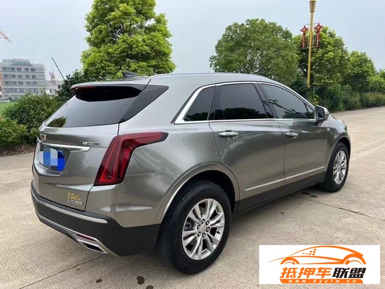  22年凱迪拉克XT5轎車 