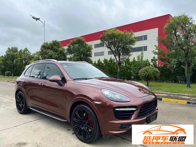  13年保時捷卡宴SUV 