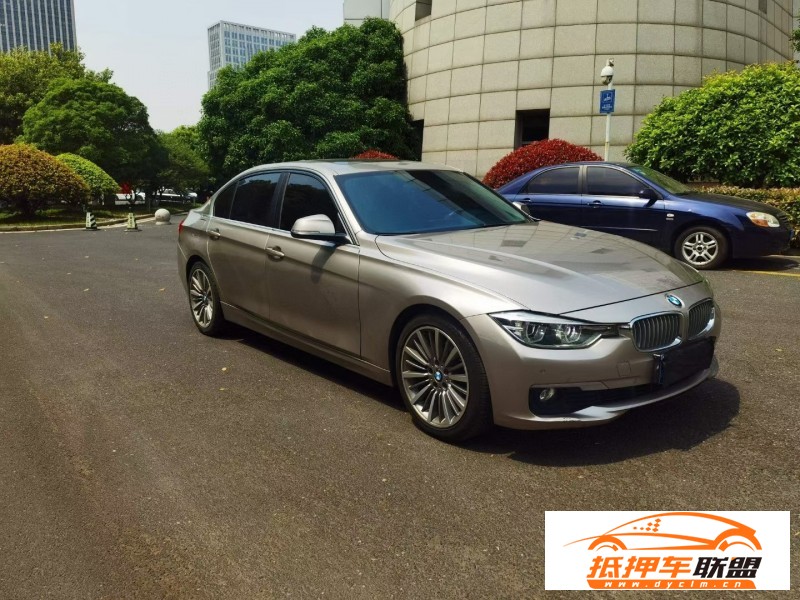 19年寶馬3系轎車 