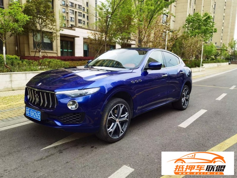  16年瑪莎拉蒂萊萬特轎車 