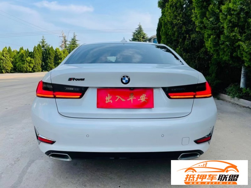  19年寶馬3系轎車 
