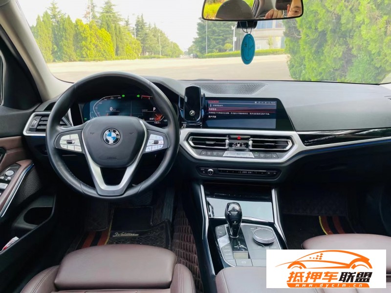  19年寶馬3系轎車 
