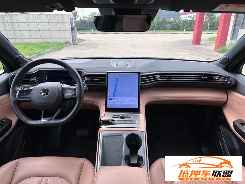  21年蔚來ES6轎車 