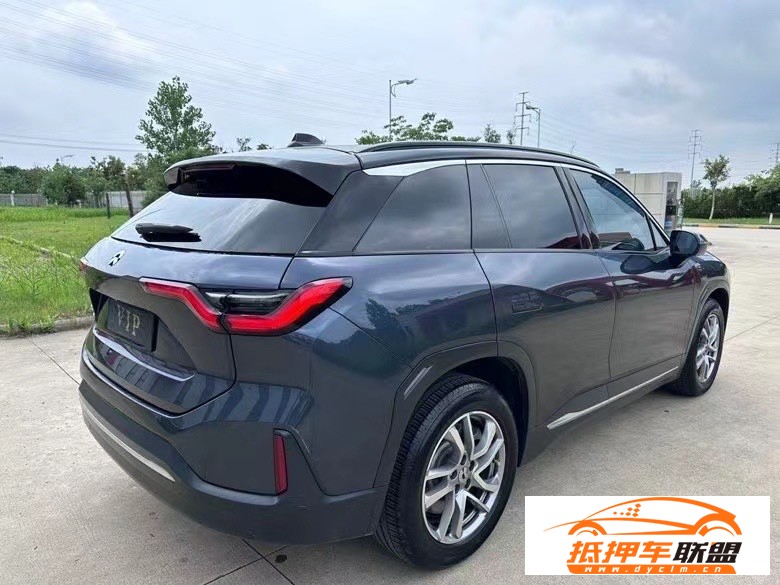  21年蔚來ES6轎車 