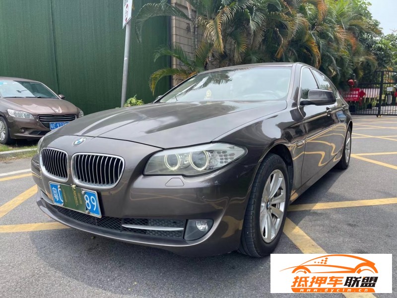  13年寶馬5系轎車 