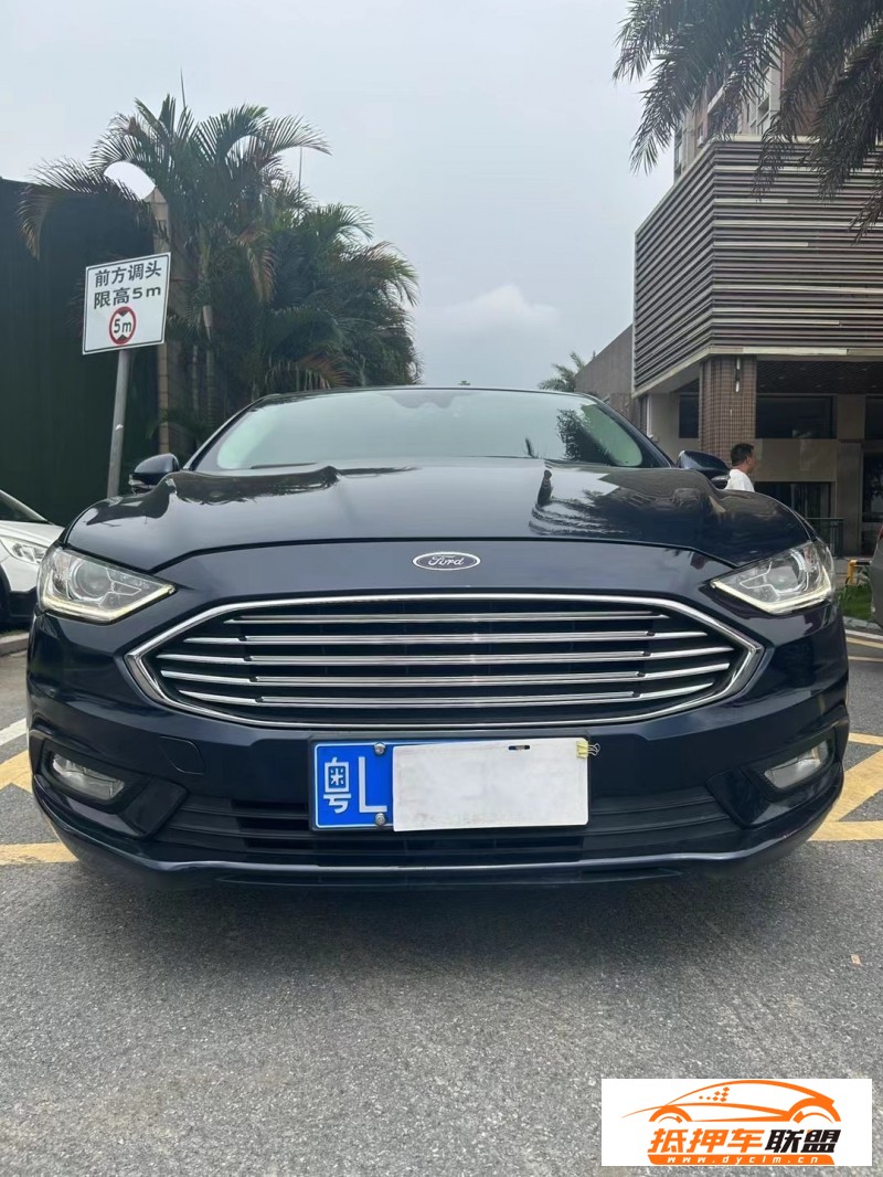  17年福特蒙迪歐轎車 
