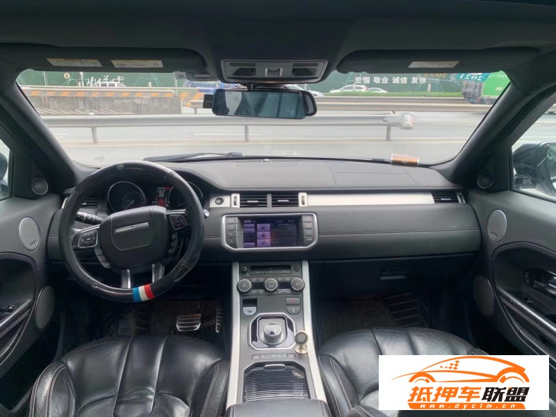  12年路虎攬勝極光轎車 