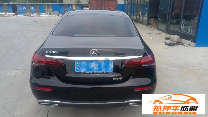  22年奔馳E轎車 