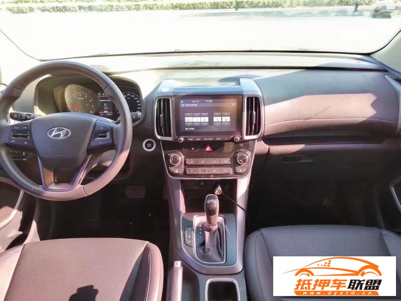  19年現(xiàn)代ix35轎車 