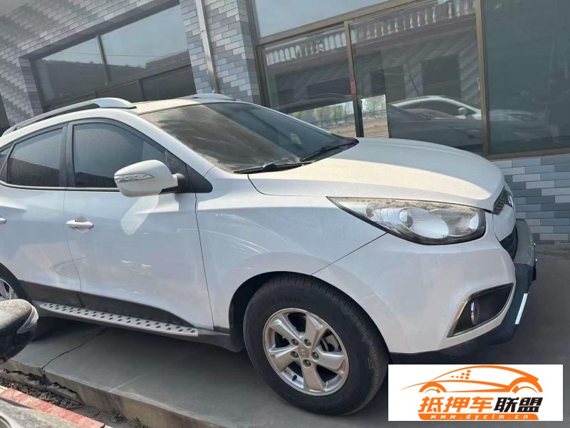  12年現(xiàn)代ix35轎車 