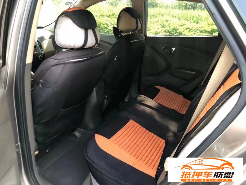  14年現(xiàn)代ix35轎車 