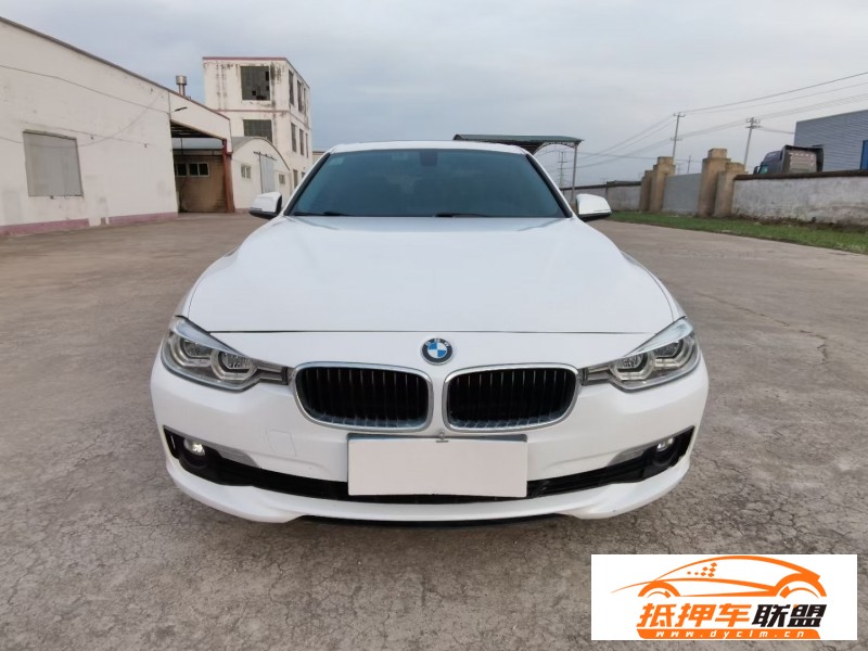  17年寶馬3系轎車 