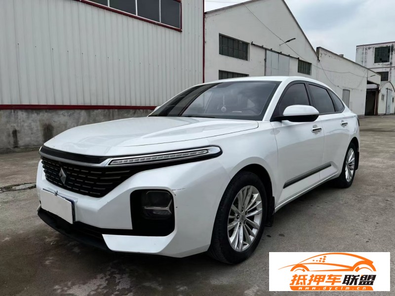  21年寶駿RC5轎車 