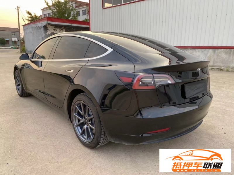  20年特斯拉MODEL 3轎車 