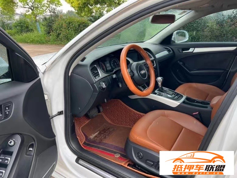  12年奧迪A4L轎車 
