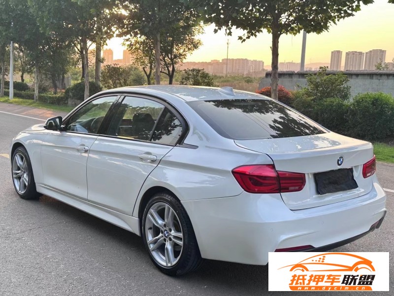  19年寶馬3系轎車 