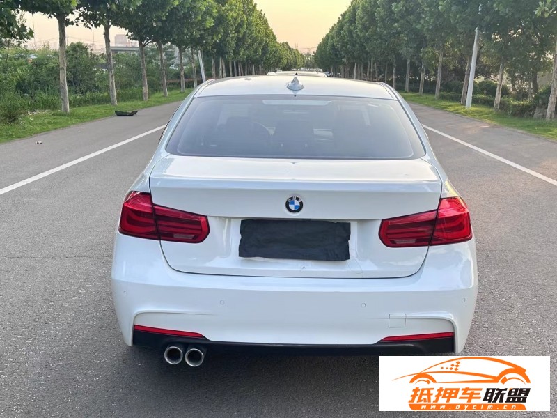  19年寶馬3系轎車 