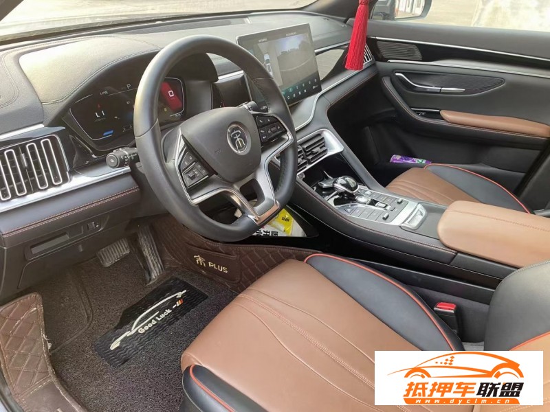 21年比亞迪宋轎車 