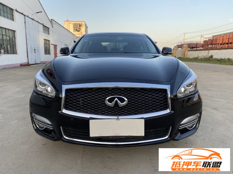  19年英菲尼迪Q70轎車 