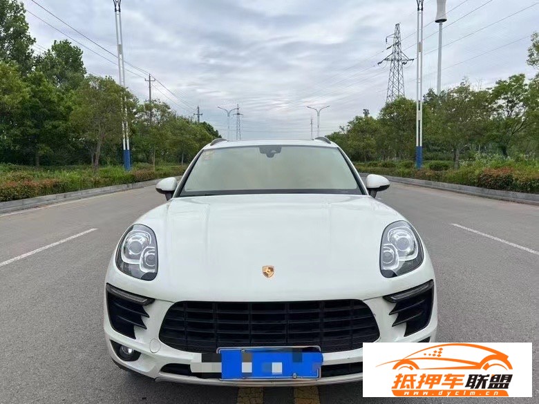  17年保時捷Macan邁凱轎車 