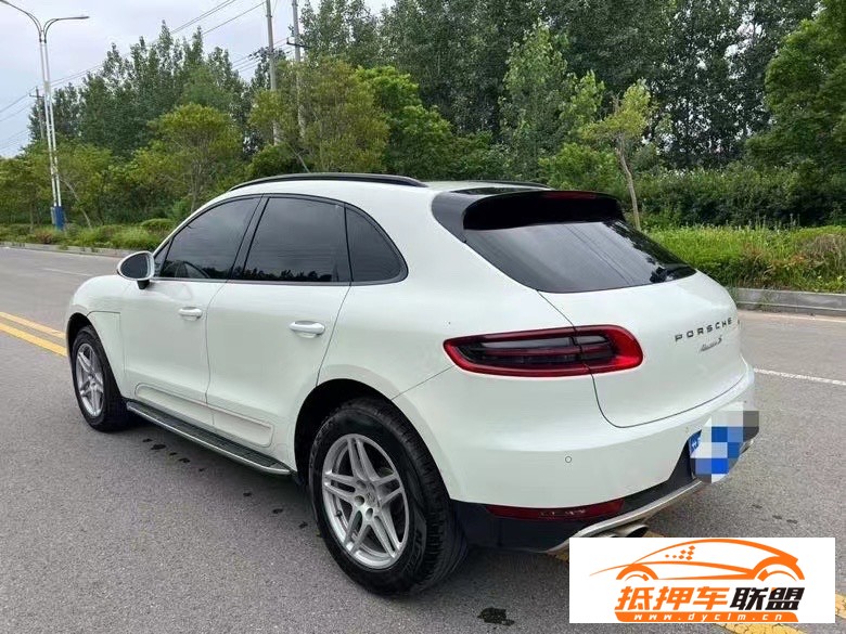  17年保時捷Macan邁凱轎車 