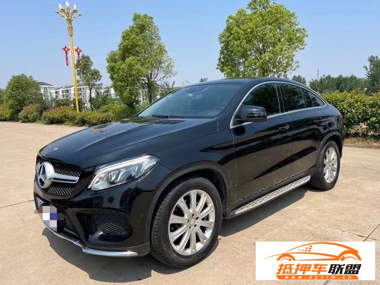  16年奔馳CL級轎車 