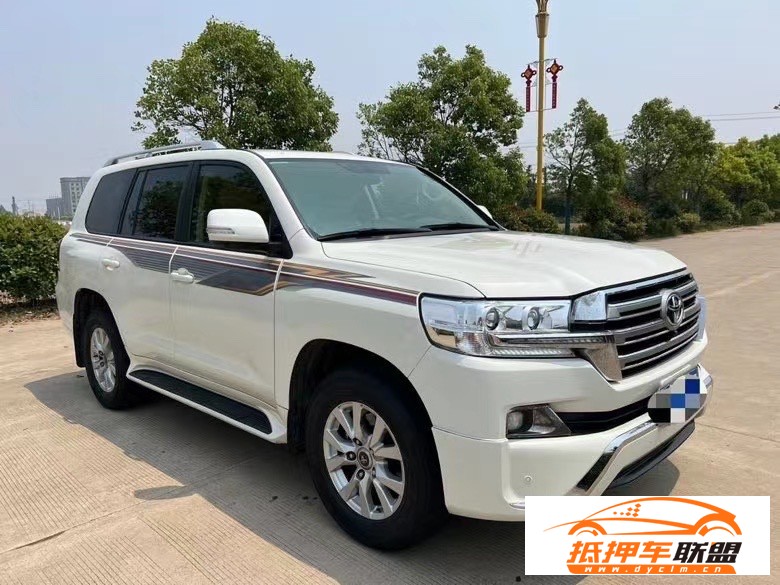  18年豐田FJ 酷路澤轎車 