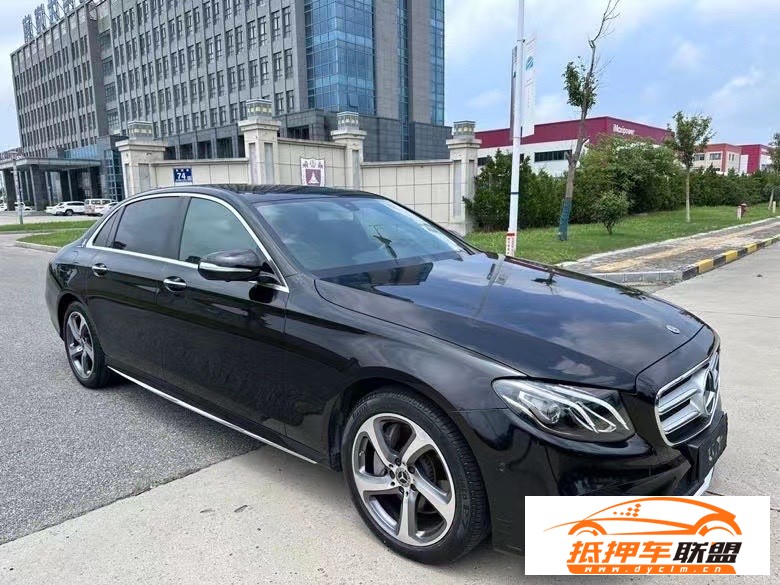 19年奔馳E轎車 