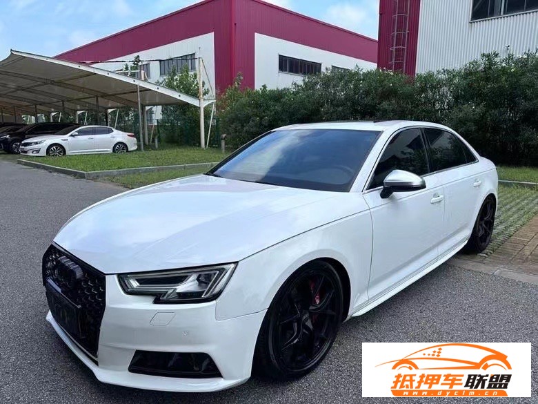 17年奧迪A4L轎車 