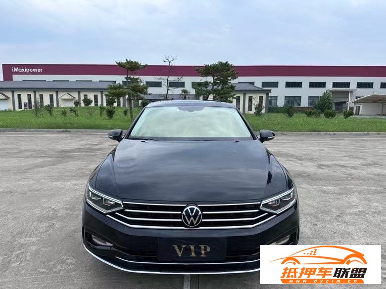  21年大眾邁騰轎車 
