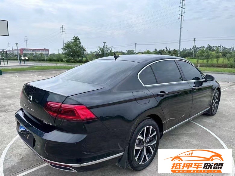  21年大眾邁騰轎車 