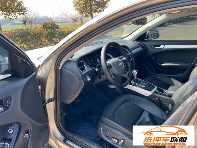  14年奧迪A4L轎車 