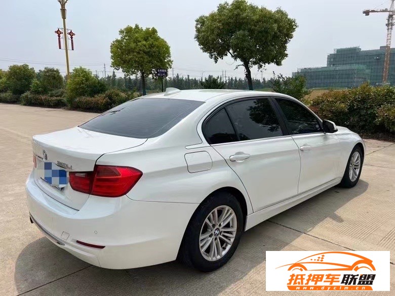  14年寶馬3系轎車 