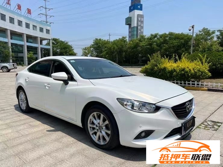  15年馬自達阿特茲轎車 