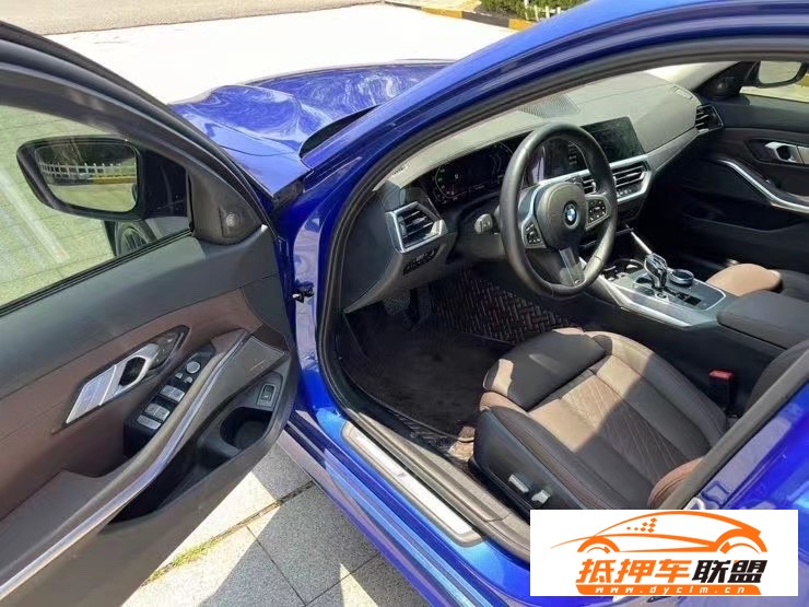  22年寶馬3系轎車 