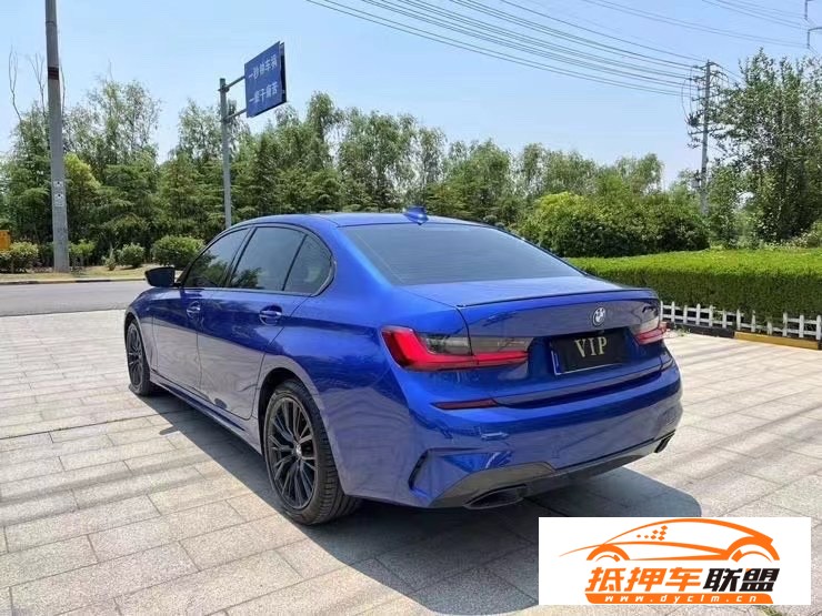  22年寶馬3系轎車 
