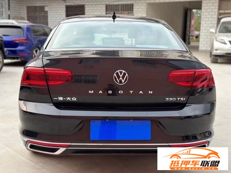  21年大眾邁騰轎車 