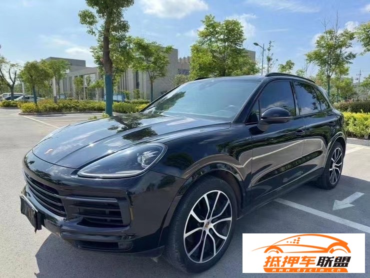  19年保時(shí)捷卡宴轎車 