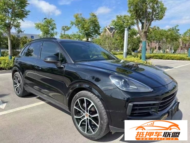  19年保時(shí)捷卡宴轎車 