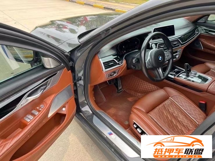  20年寶馬7系轎車 