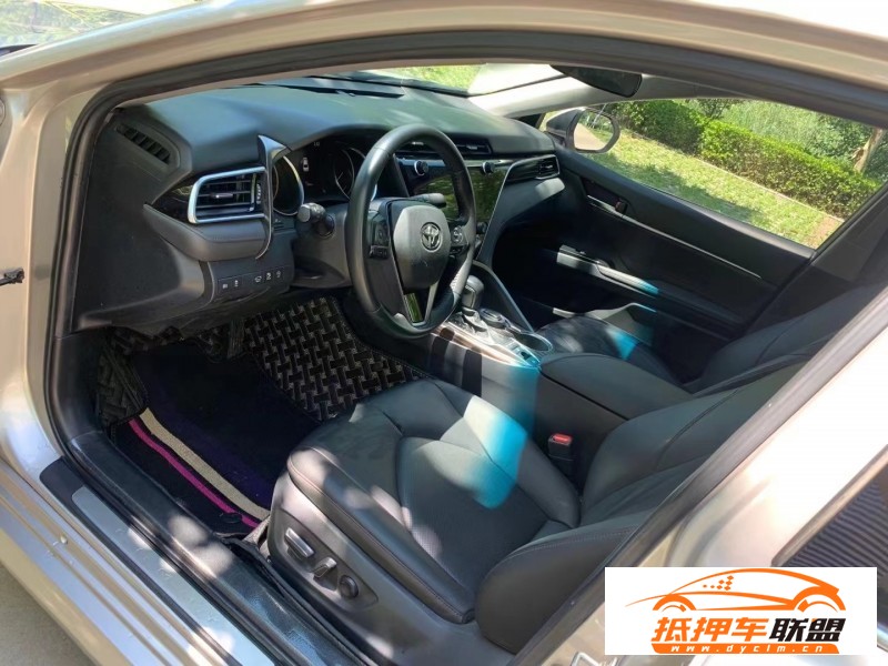  20年豐田凱美瑞轎車 