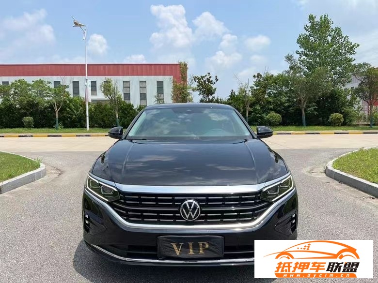  22年大眾帕薩特轎車 