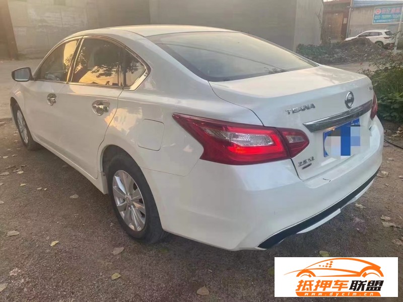  18年日產(chǎn)天籟轎車(chē) 
