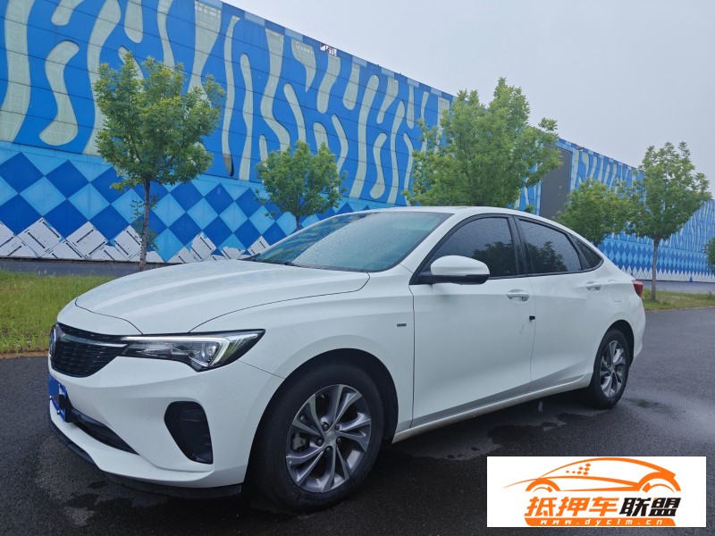  22年別克威朗轎車 