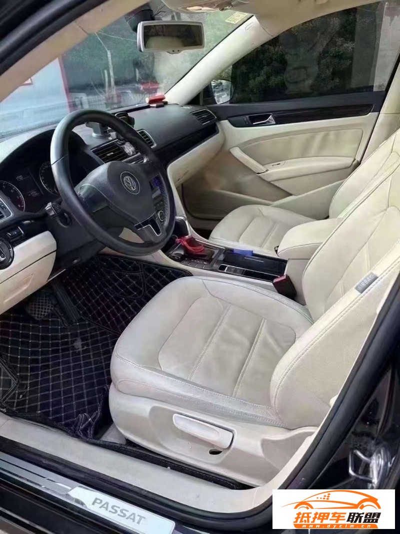  12年大眾帕薩特轎車 