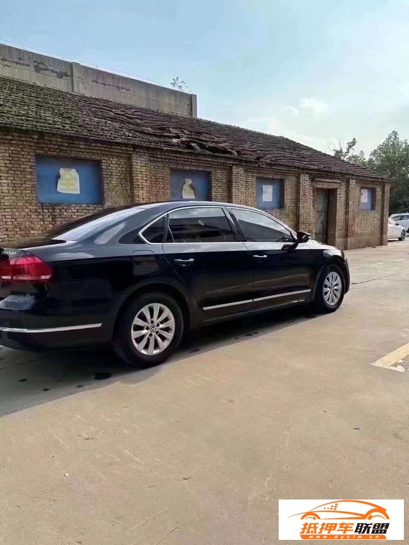  12年大眾帕薩特轎車 
