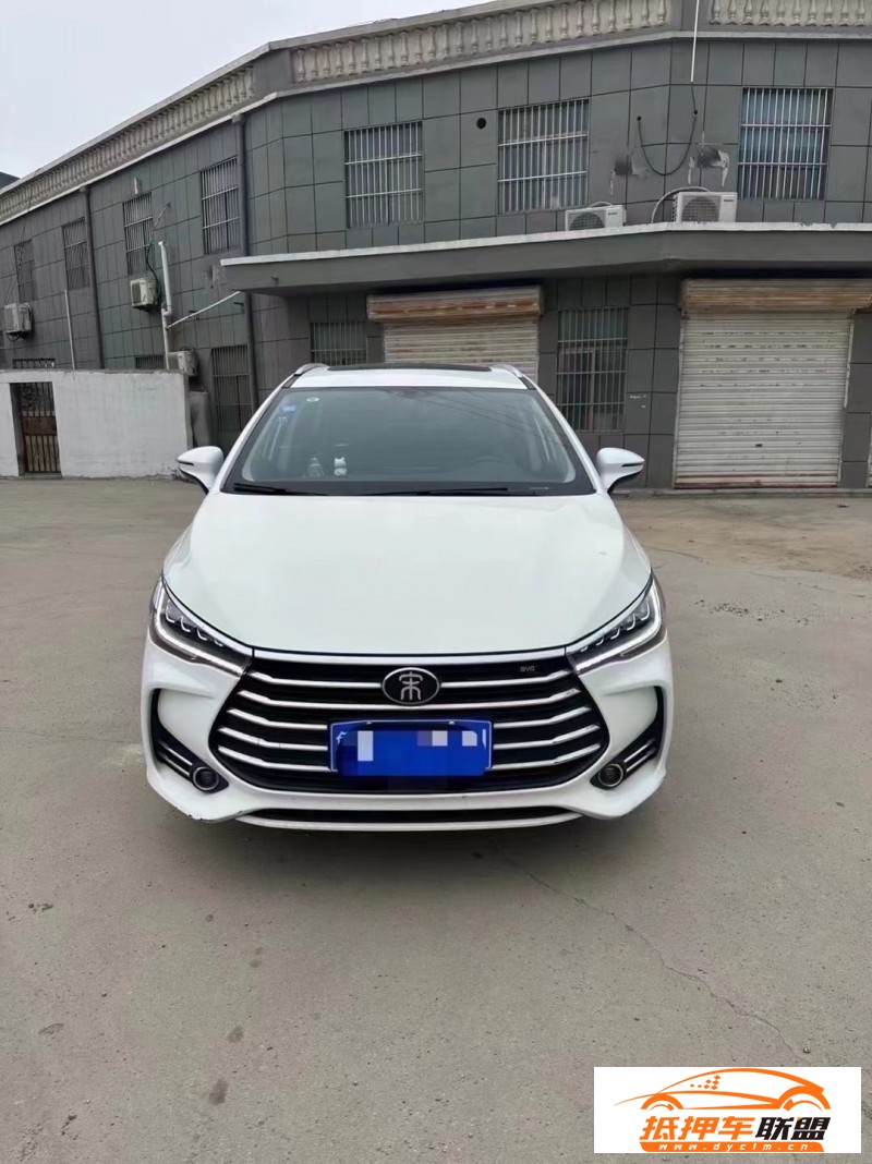  19年比亞迪宋轎車 